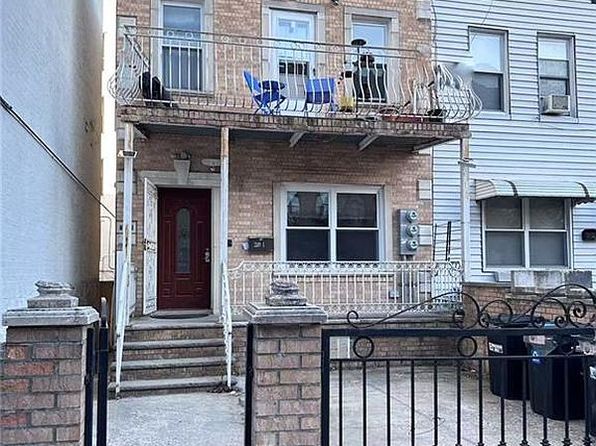 201 Gelston Ave #2, Brooklyn, NY 11209