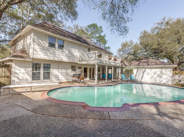 13702 Balmore Cir, Houston, TX 77069