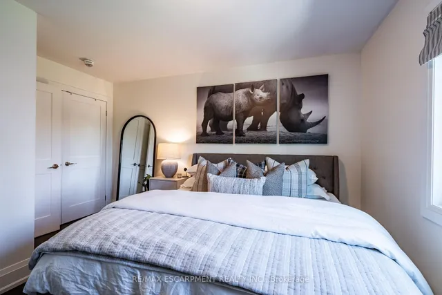 Additional image 31 of 962 Beach Blvd