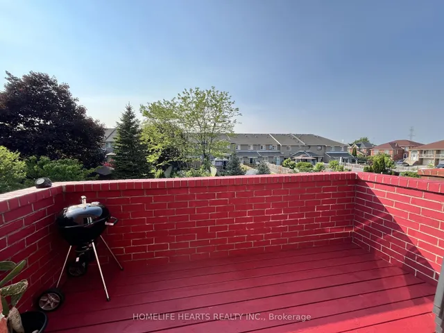 Additional image 9 of 516 Lumberton Cres