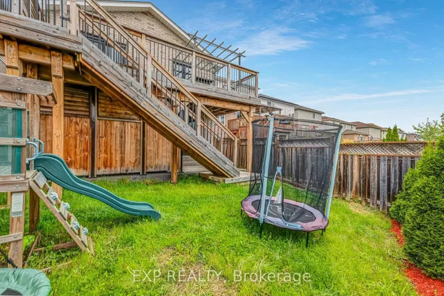 Additional image 45 of 175 Hollyridge Cres