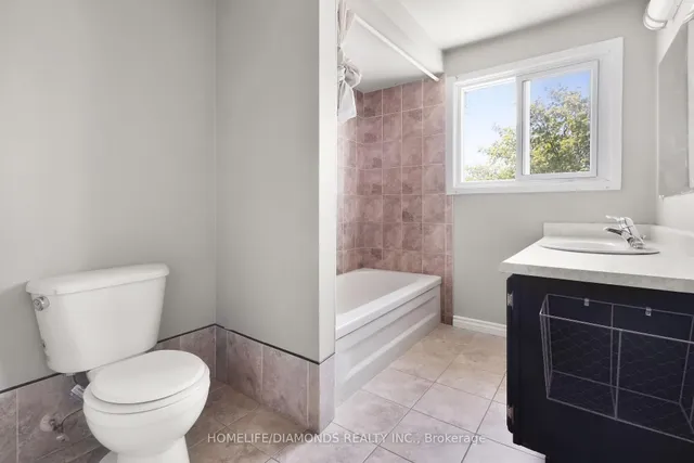 Additional image 30 of 262 KENORA Ave Unit 35