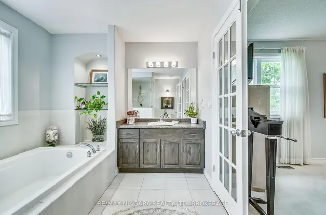 Additional image 10 of 5 Liddycoat Lane Unit 16