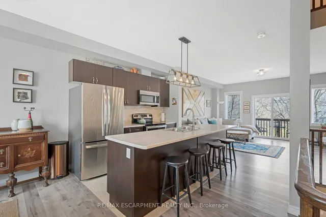 Additional image 14 of 122 DUNDAS St Unit 19