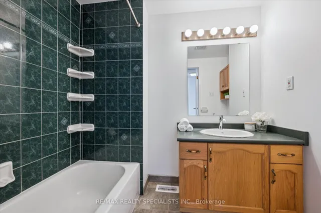 Additional image 14 of 17 Tamvale Cres