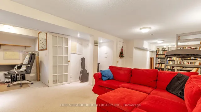 Additional image 32 of 616 Forestwood Crescent Cres