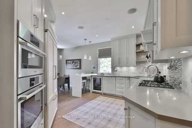 Additional image 8 of 980 Gorton Ave