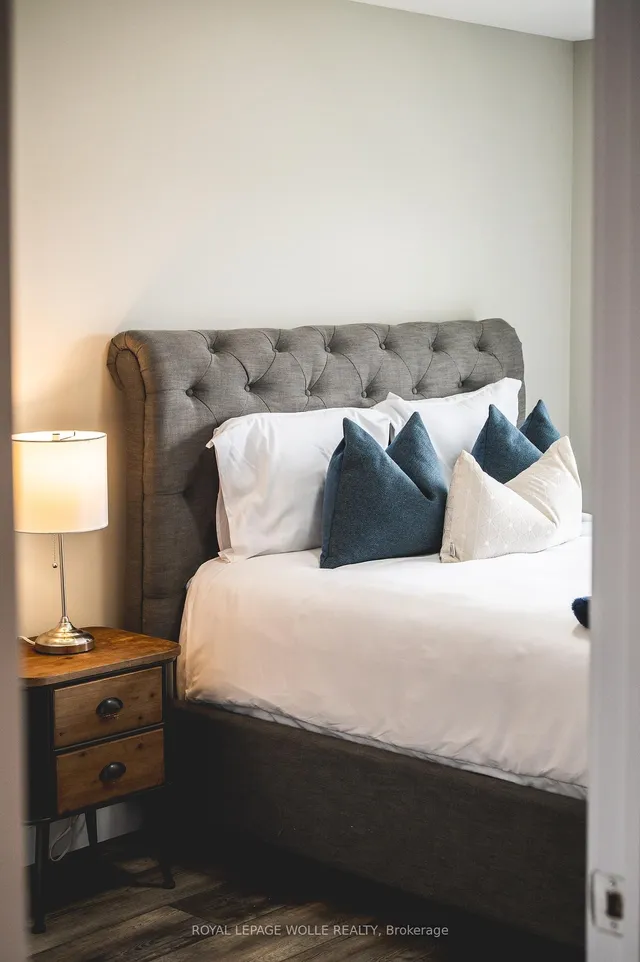 Additional image 28 of 946 Robert Ferrie Dr