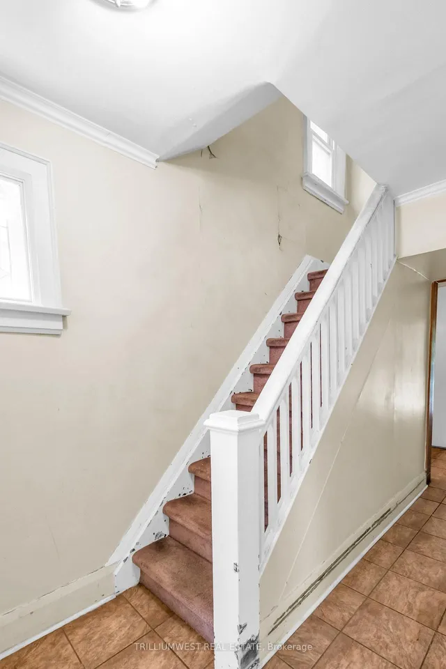 Additional image 18 of 308 WHITMORE Ave