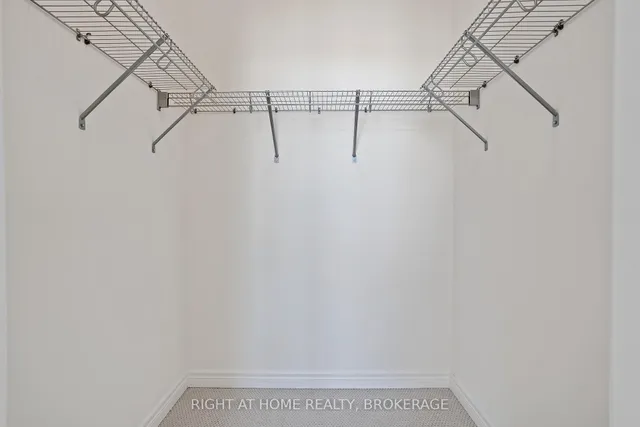 Additional image 33 of 19 Robarts Dr