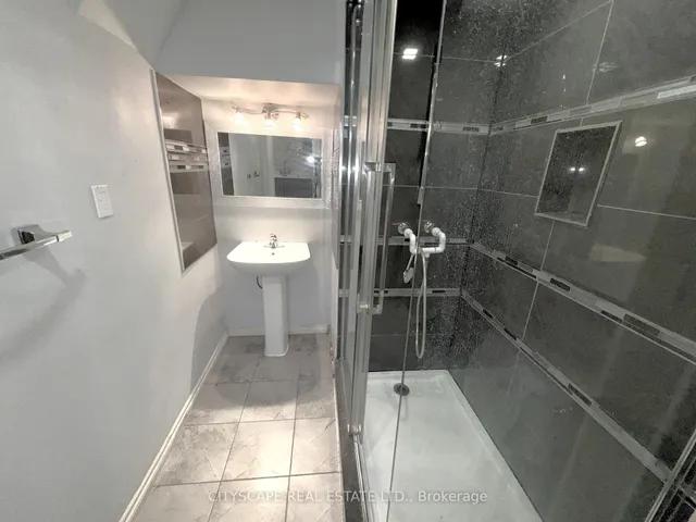 Additional image 34 of 19 Bottlebrush Dr