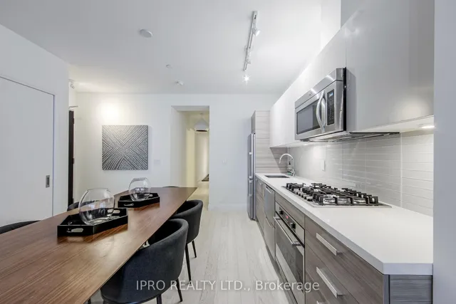 Additional image 24 of 224 King St Unit 501