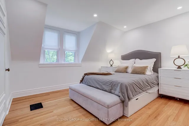 Additional image 20 of 215 Christie St