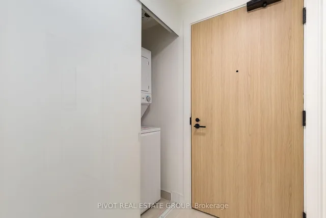 Additional image 6 of 35 Mercer St Unit 3912