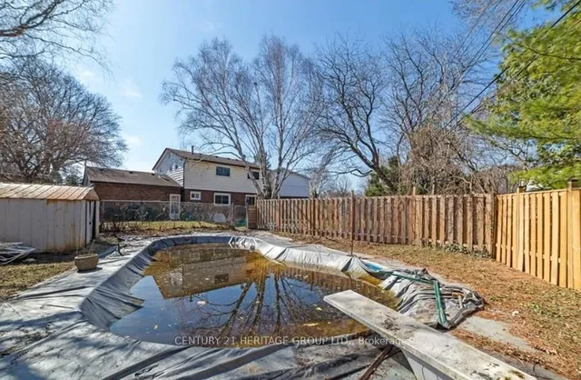 Additional image 32 of 10 Esquire Pl