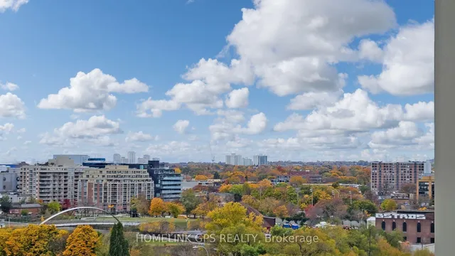 Additional image 3 of 35 Bastion St Unit 1814