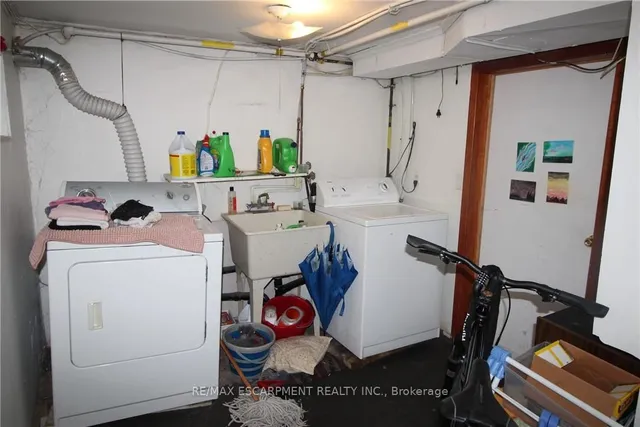 Additional image 32 of 29 Dromore Cres