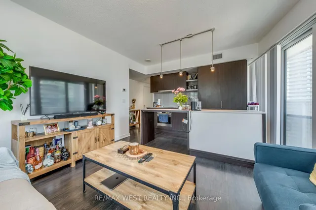 Additional image 10 of 100 Harbour St Unit 2004