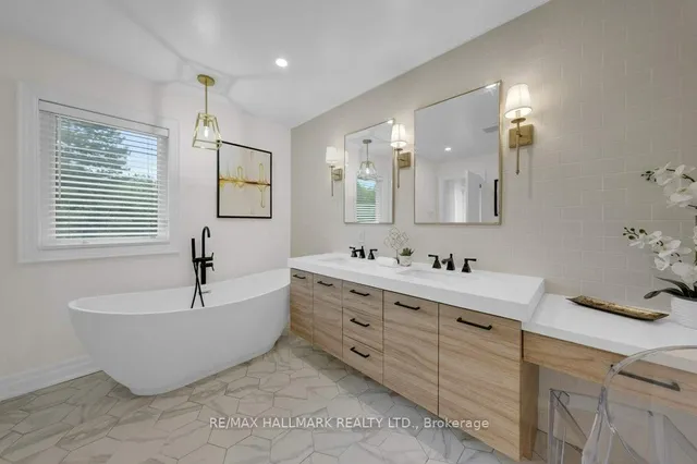 Additional image 18 of 29 Charnwood Rd