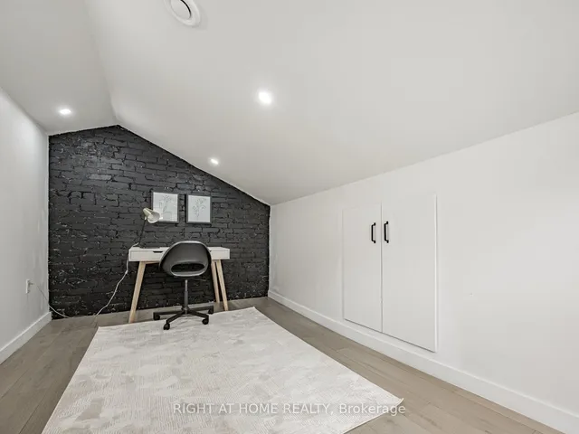 Additional image 11 of 204 Clendenan Ave