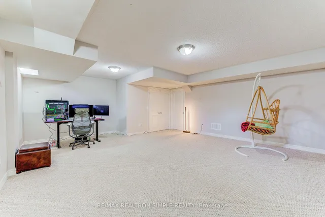 Additional image 46 of 574 North Park Blvd