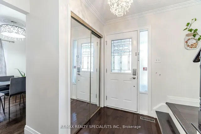 Additional image 5 of 32 PANDA Lane