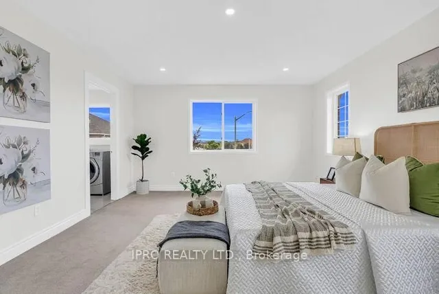 Additional image 22 of 72 Commodore Dr