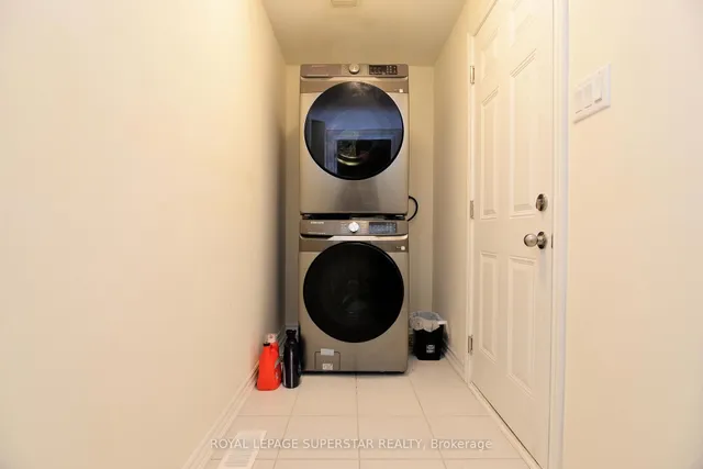 Additional image 42 of 94 Donald Ficht Cres