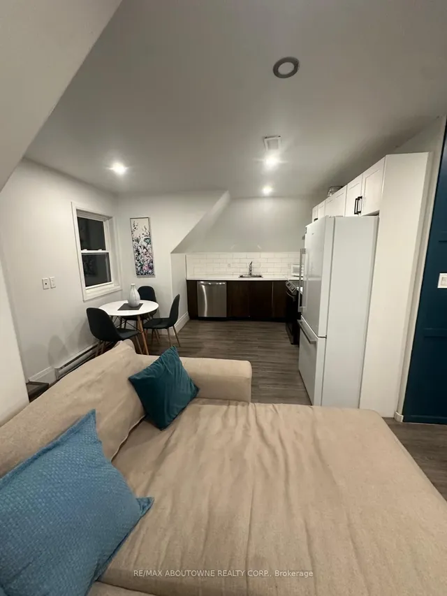 Additional image 7 of 66 Wellington St