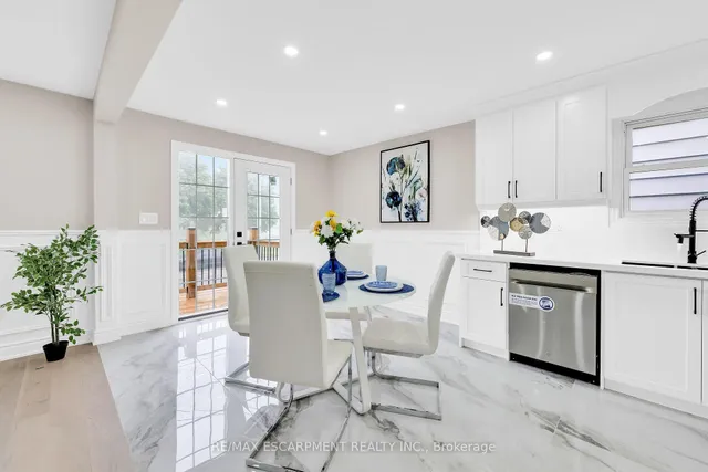 Additional image 11 of 944 Concession St