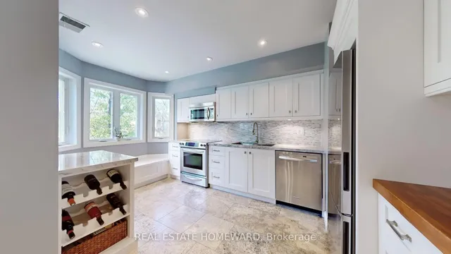 Additional image 9 of 895 Adelaide St Unit B