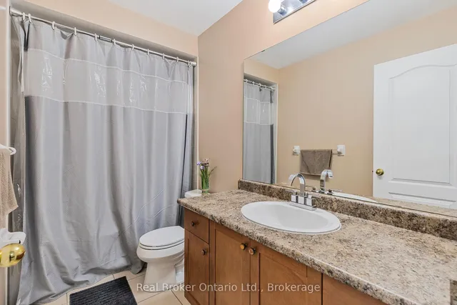 Additional image 25 of 28 Whitefish Cres