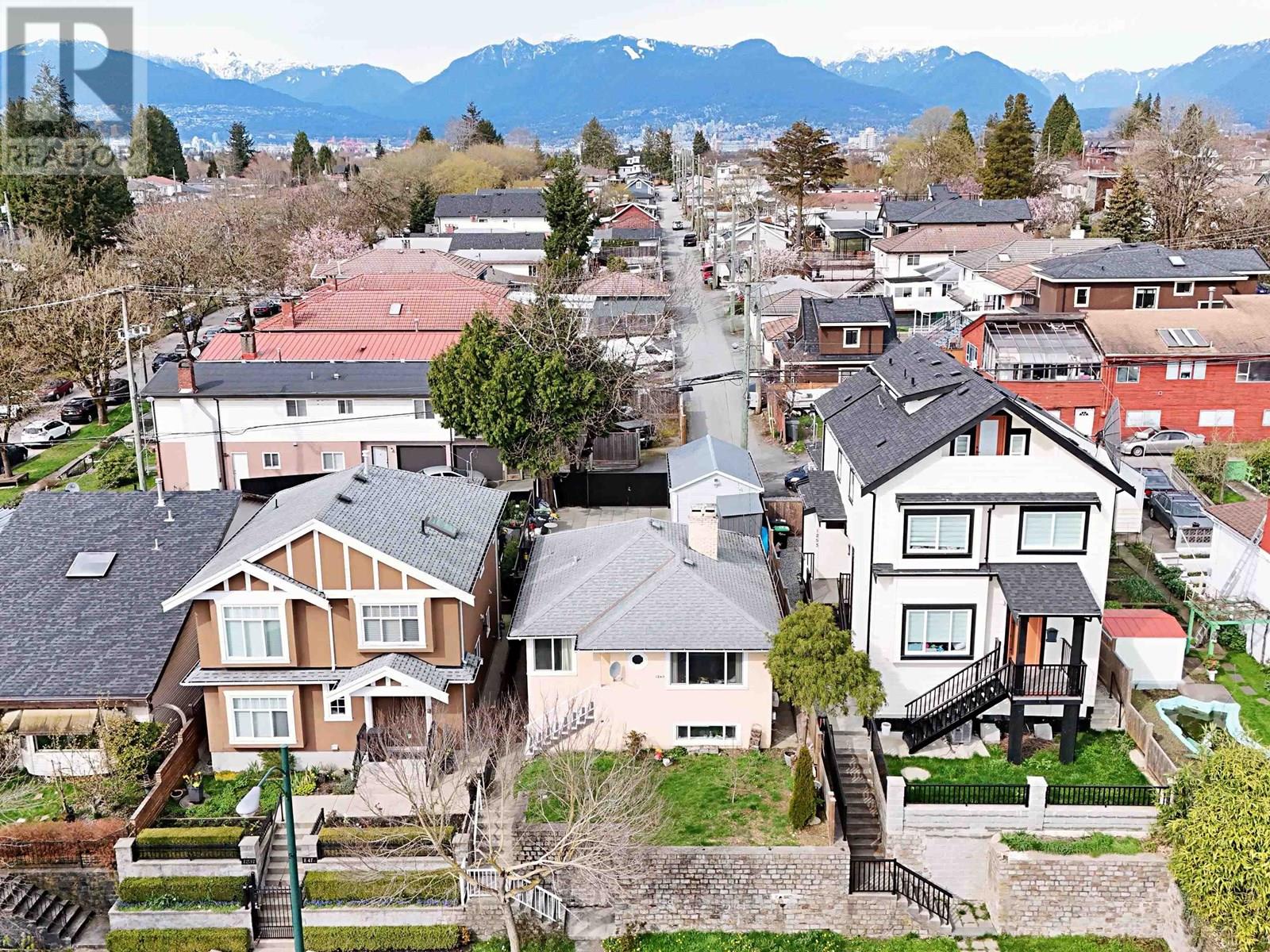 1243 E 41ST AVENUE|Vancouver, British Columbia V5W1R3