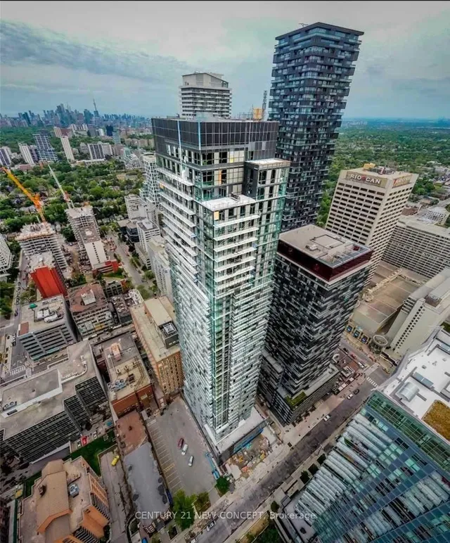 Additional image 30 of 39 roehampton Ave Unit 1204