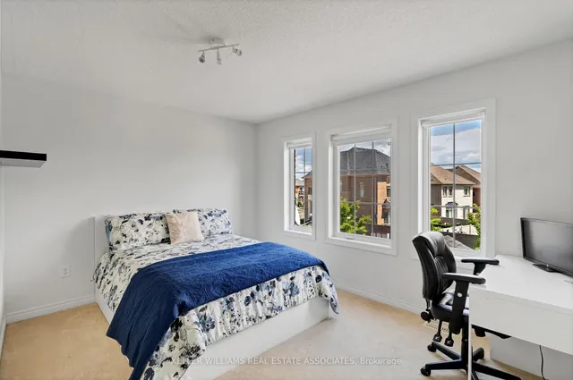 Additional image 21 of 51 Black Diamond Cres