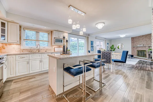 Additional image 10 of 627 Conacher Dr