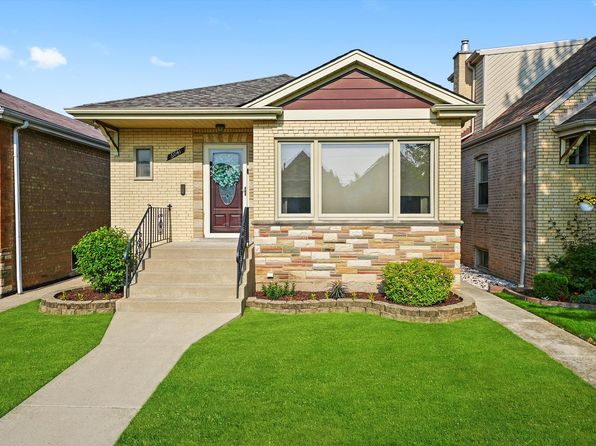 6041 S Tripp Ave, Chicago, IL 60629