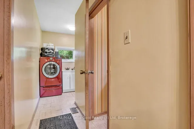 Additional image 23 of 60 Springbank Cres