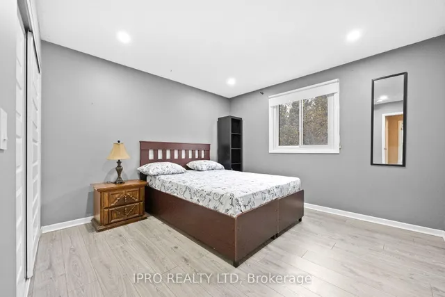 Additional image 26 of 122 Royal Palm Dr