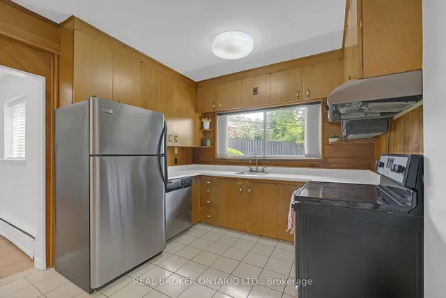 Additional image 11 of 11 Caronport Cres