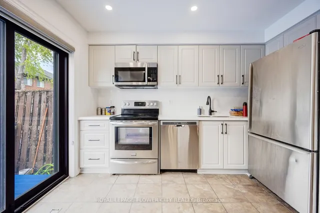 Additional image 12 of 28 Cedarwood Cres