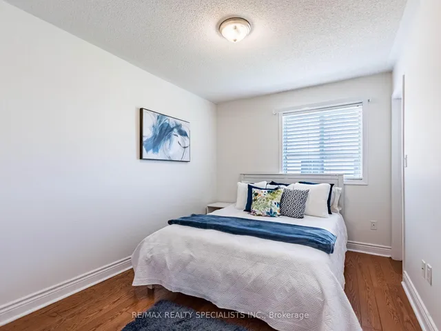 Additional image 39 of 1776 Samuelson Circ