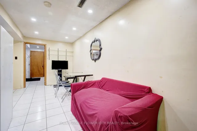 Additional image 38 of 27 Denlow Dr