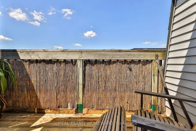 Additional image 23 of 36 Rusholme Park Cres Unit 23