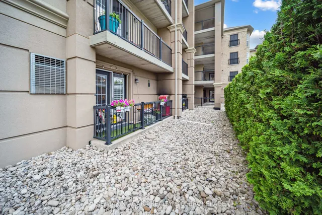 Additional image 20 of 2055 Appleby Line Unit 102