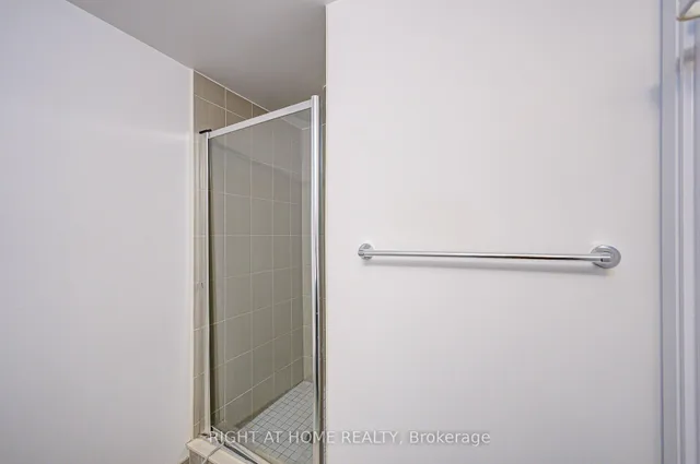 Additional image 21 of 255 Village Green Sq Unit 2503