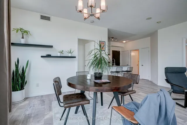 Additional image 13 of 231 Fort York Blvd Unit 230