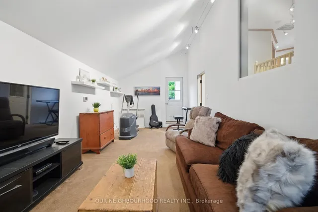 Additional image 26 of 6 Enfield Ave