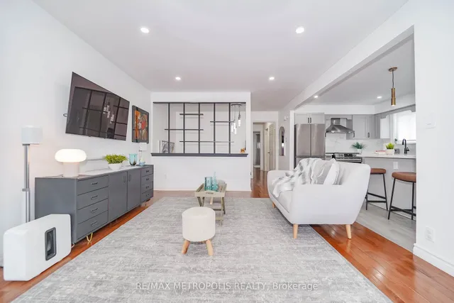 Additional image 38 of 44 Tineta Cres