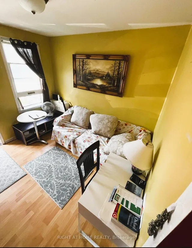 Additional image 3 of 4 Lucy Ave